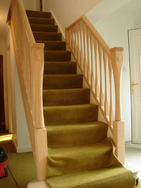 Oak slender stairparts